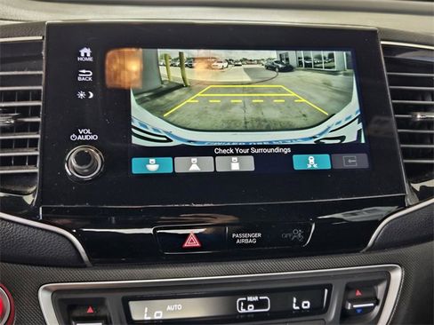 Used 2023 Honda Passport TrailSport image 17