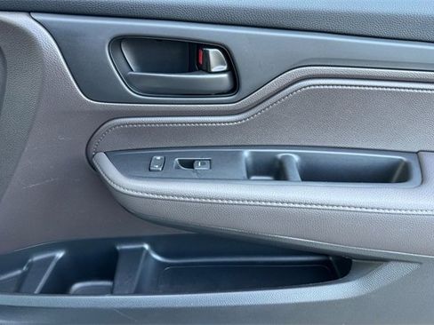 Certified 2023 Honda Odyssey EX-L image 23