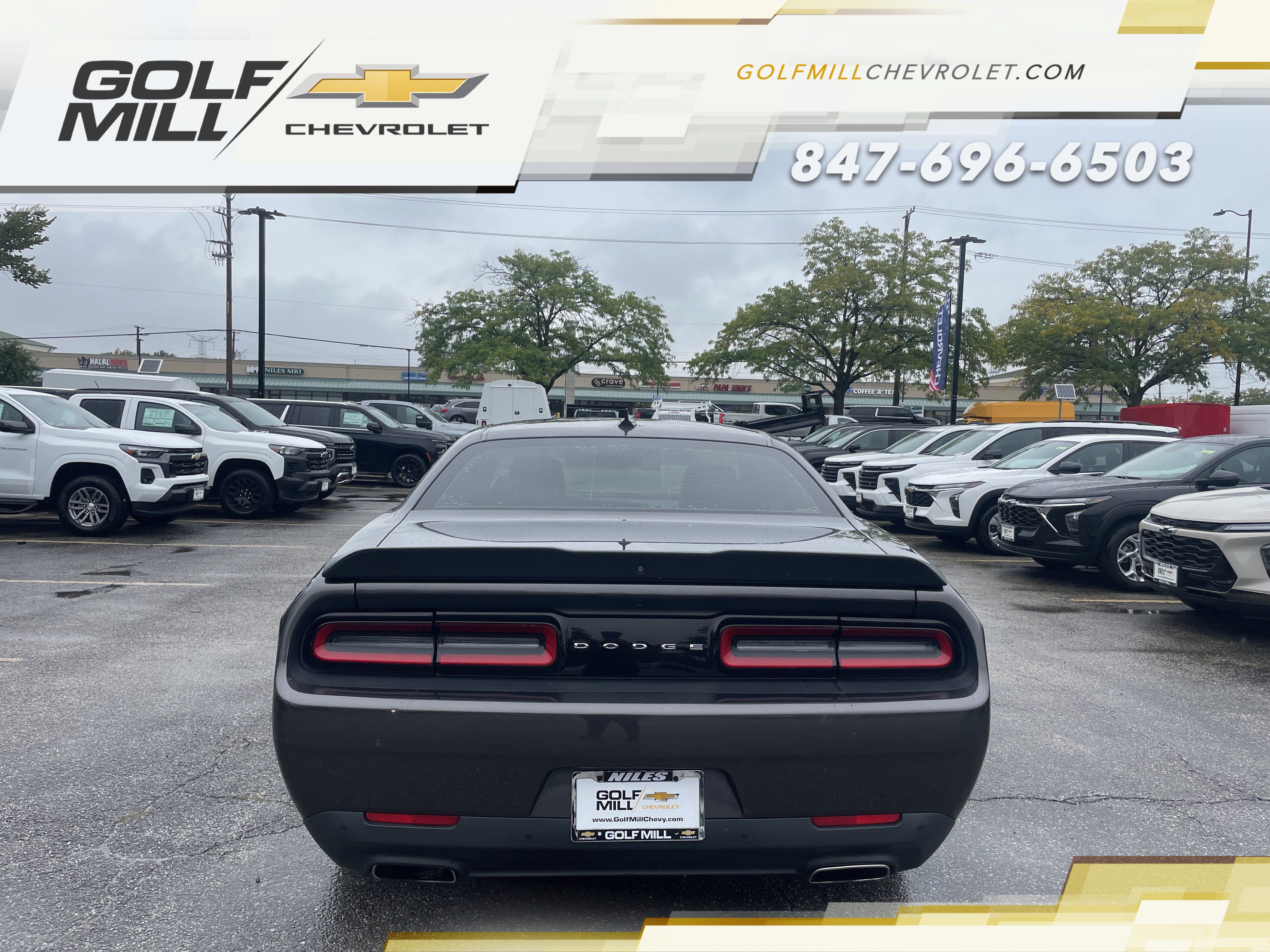 Used 2018 Dodge Challenger SXT Plus RWD image 5