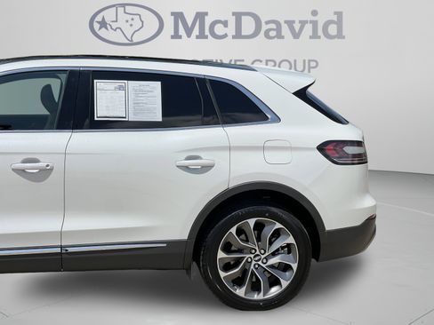 Certified 2022 Lincoln Nautilus Reserve AWD/4WD image 31
