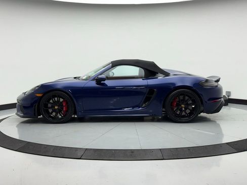Used 2022 Porsche 718 Boxster Spyder image 2