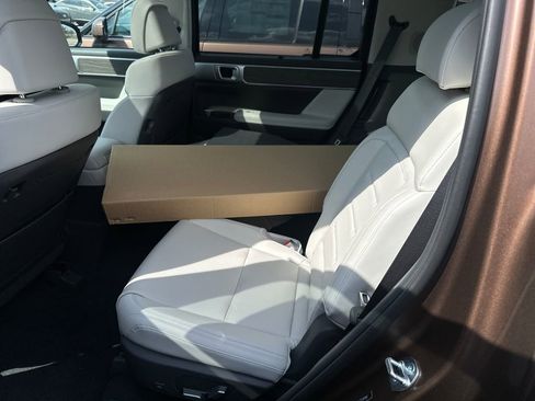 New 2026 Hyundai Santa Fe Calligraphy AWD/4WD image 25