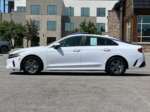 Used 2022 Kia K5 LXS FWD image 4