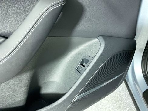 Certified 2025 Audi Q7 3.0T Premium Plus image 10