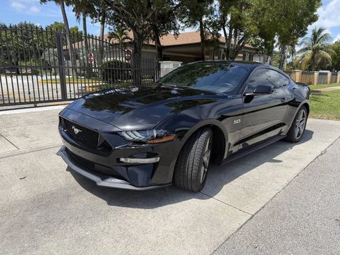 Used 2021 Ford Mustang GT RWD image 5