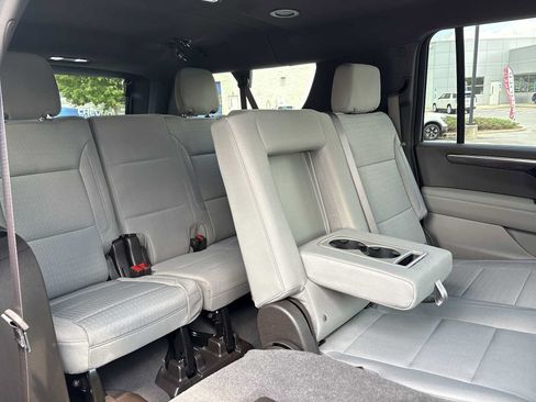 New 2026 Chevrolet Suburban LS w/ Max Trailering Package AWD/4WD image 26