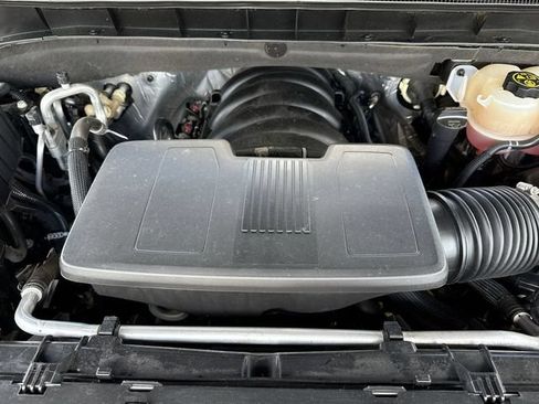 Used 2023 Chevrolet Suburban RST w/ Luxury Package AWD/4WD image 27