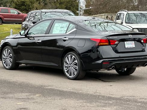New 2025 Nissan Altima 2.5 SL image 6