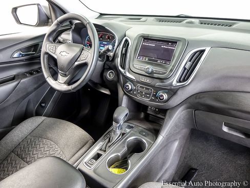 Used 2024 Chevrolet Equinox LT FWD image 23