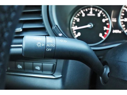 Certified 2025 MAZDA CX-30 AWD 2.5 S w/ Preferred Package image 17