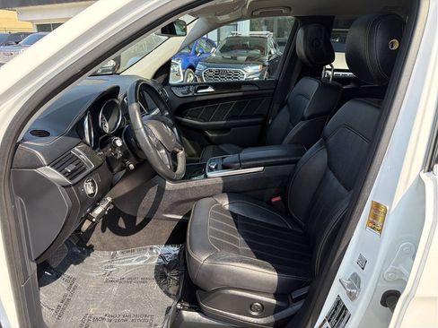 Used 2016 Mercedes-Benz GL 450 4MATIC image 40