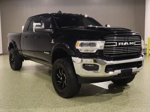 Used 2023 RAM 2500 Laramie AWD/4WD image 1
