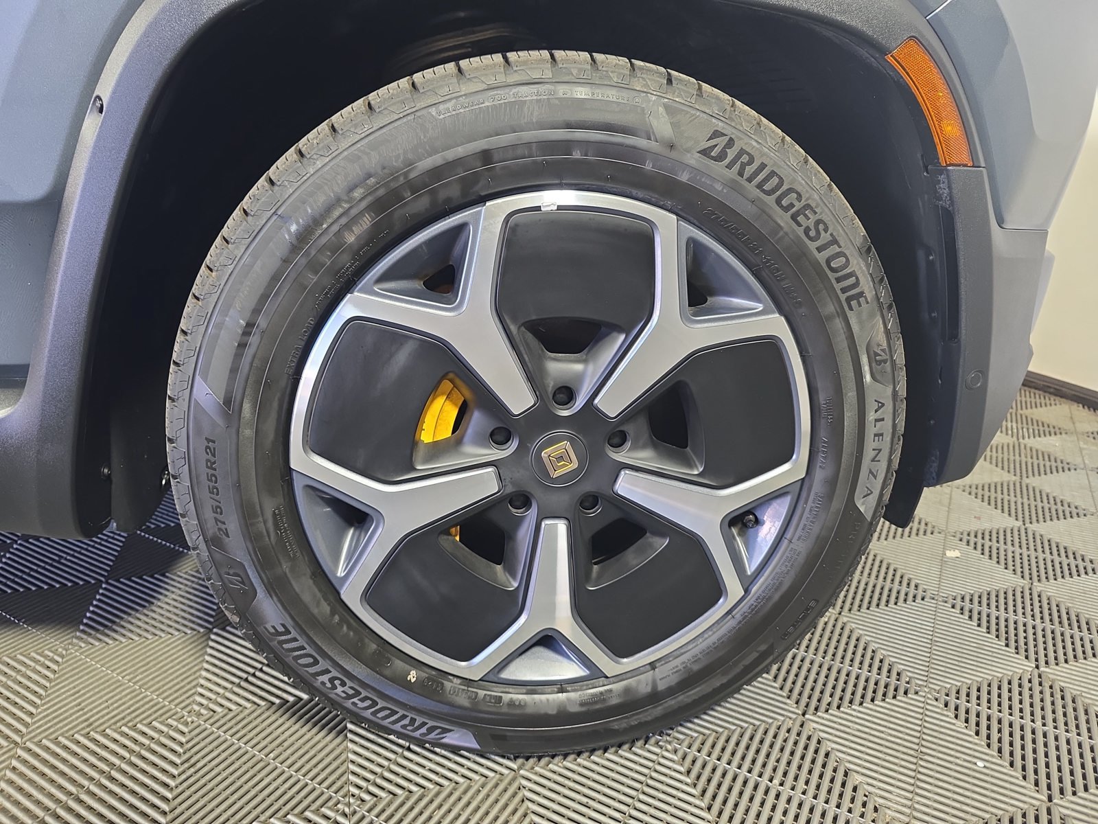 Used 2022 Rivian R1S Launch Edition Quad AWD/4WD image 11
