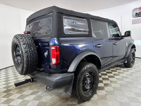 Used 2021 Ford Bronco Black Diamond AWD/4WD image 3