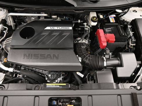 Used 2023 Nissan Rogue SV FWD image 17