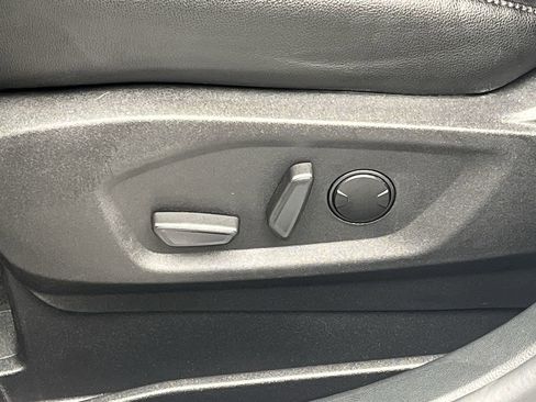 Certified 2023 Ford Edge Titanium w/ Class II Trailer Tow Package image 11