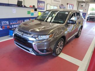 Used 2019 Mitsubishi Outlander ES AWD/4WD video 1