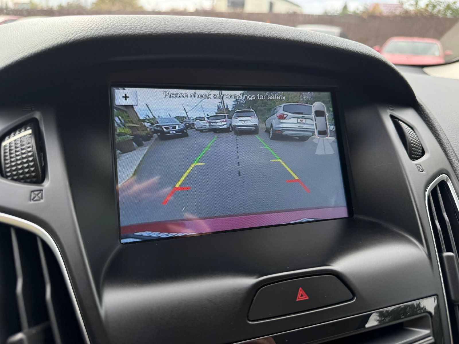Used 2016 Ford Focus Titanium FWD image 28