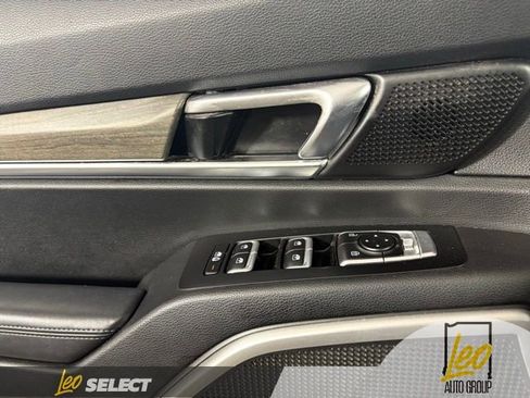 Used 2020 Kia Telluride EX AWD/4WD image 23