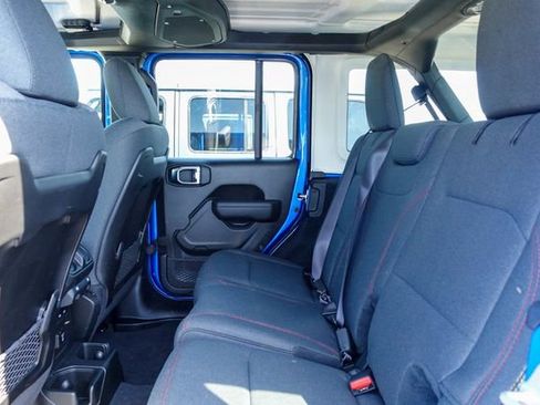 New 2025 Jeep Wrangler Rubicon w/ Technology Group image 25