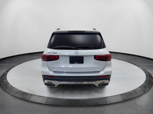 Used 2021 Mercedes-Benz GLB 250 image 7