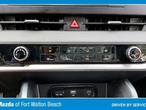 Used 2024 Kia Sportage LX FWD image 24