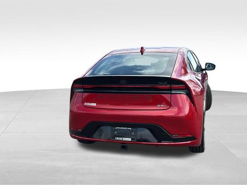 Used 2024 Toyota Prius XLE image 6