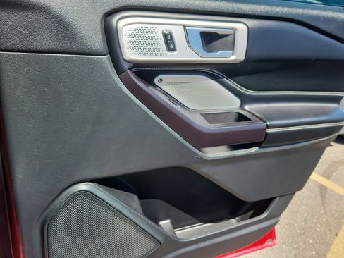 Used 2020 Ford Explorer ST w/ ST High-Performance Pack AWD/4WD image 17