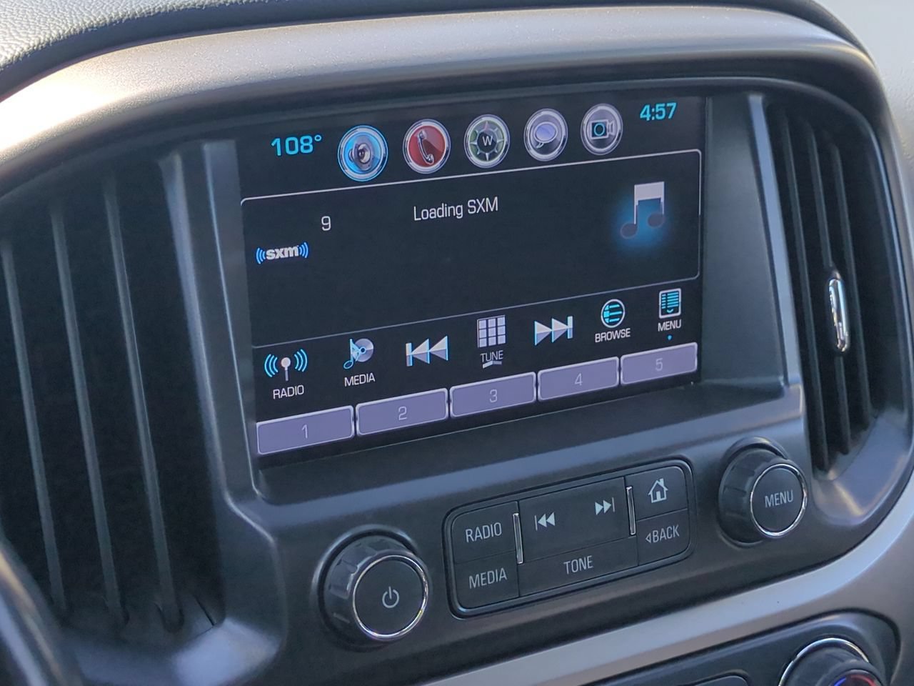Used 2018 Chevrolet Colorado Z71 AWD/4WD image 13