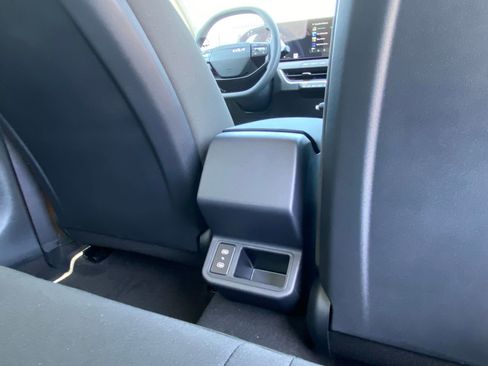 New 2026 Kia K4 FWD image 24