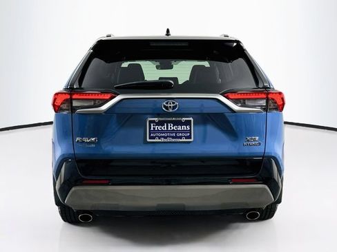 Used 2024 Toyota RAV4 XSE AWD/4WD image 7