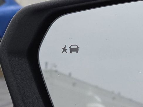 Used 2022 GMC Terrain AT4 w/ Infotainment Package II image 13