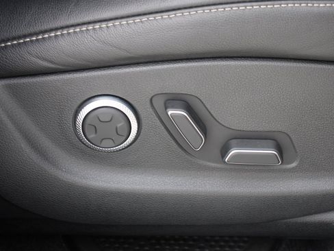 Used 2021 Genesis GV80 2.5T w/ Prestige Package 04 image 22