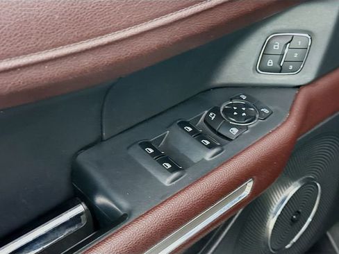 Used 2023 Ford Expedition Max Limited image 20