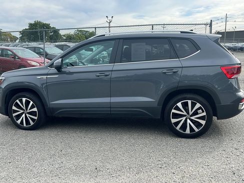 Used 2022 Volkswagen Taos SE image 8