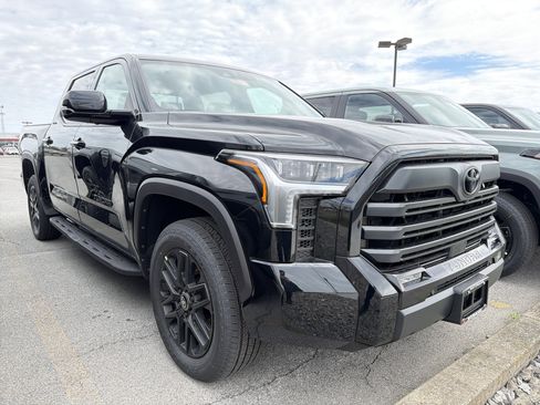 New 2026 Toyota Tundra Limited AWD/4WD image 2