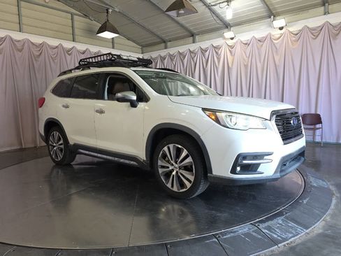 Used 2019 Subaru Ascent Touring w/ Popular Package #3 AWD/4WD image 10