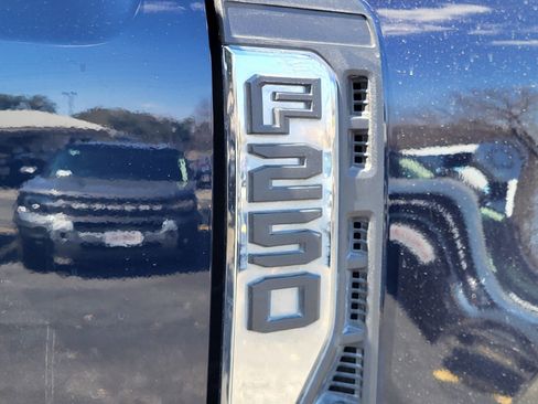 Used 2023 Ford F250 King Ranch image 12