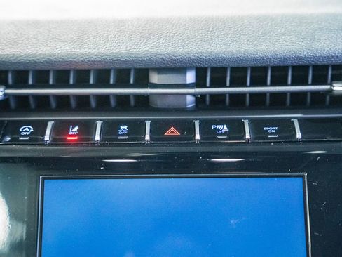 New 2025 Jeep Grand Cherokee Laredo X w/ Luxury Tech Group I image 24