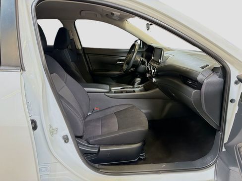 Used 2023 Nissan Sentra SV FWD image 24
