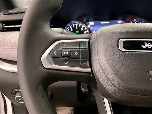 Used 2023 Jeep Compass Latitude w/ Sun and Sound Group AWD/4WD image 27