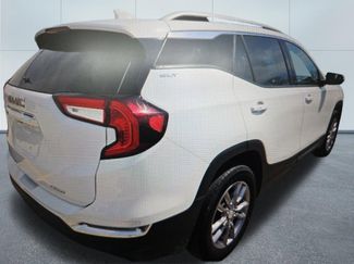 Used 2023 GMC Terrain SLT AWD/4WD video 3