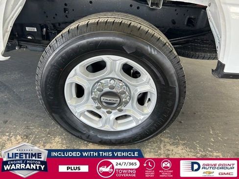 Used 2025 Ford F250 XLT AWD/4WD image 7