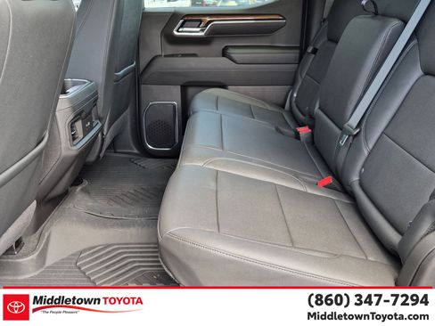 Used 2025 Chevrolet Silverado 1500 LT Trail Boss w/ LT Trail Boss Premium Package AWD/4WD image 35