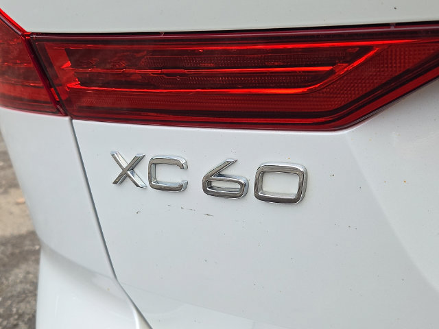 Used 2018 Volvo XC60 T6 Inscription w/ Convenience Package AWD/4WD image 31