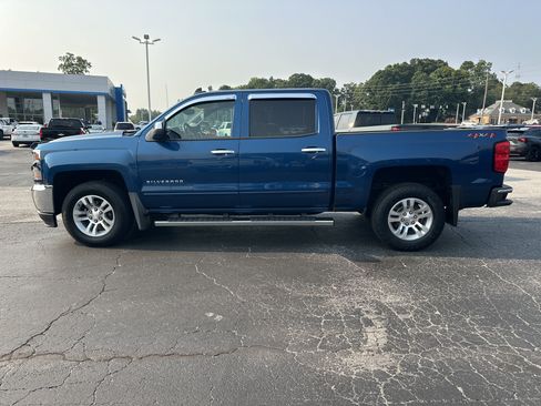 Used 2018 Chevrolet Silverado 1500 LT w/ All Star Edition AWD/4WD image 4