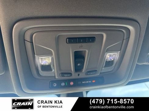 Used 2020 Chevrolet Silverado 1500 LT Trail Boss AWD/4WD image 23