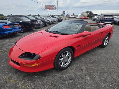 Used 1996 Chevrolet Camaro Z28 RWD image 3