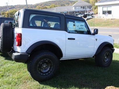 New 2025 Ford Bronco 2-Door w/ Sasquatch Package