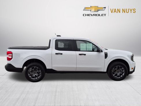 Used 2025 Ford Maverick XLT w/ Equipment Group 302A AWD/4WD image 4